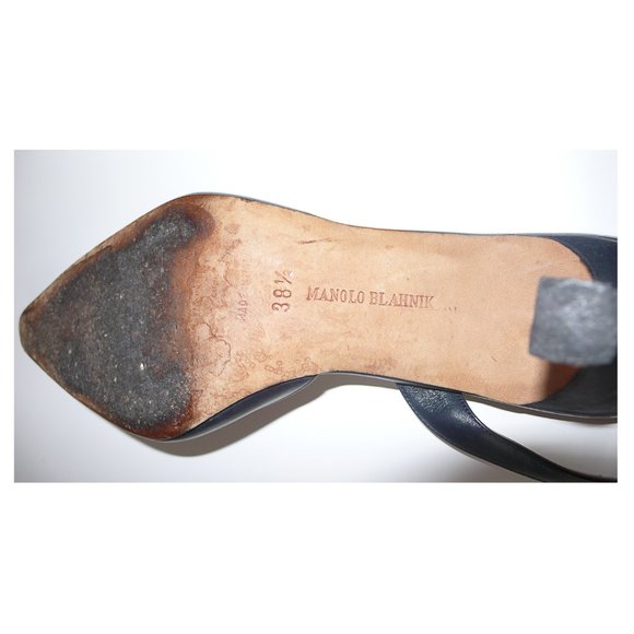 Authentic Manolo Blahnik Carolyne Pumps Size 38.5 - Picture 4 of 7